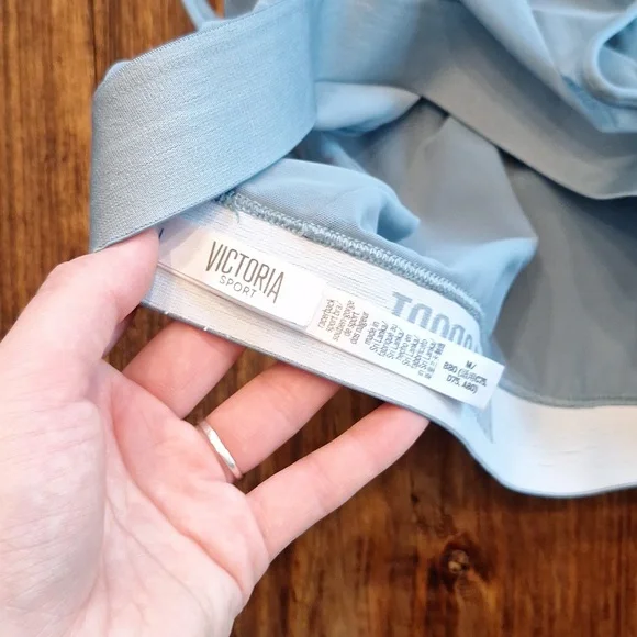 Victorias Secret Sport Blue Sports Bra Size Medium - Picture 3 of 3